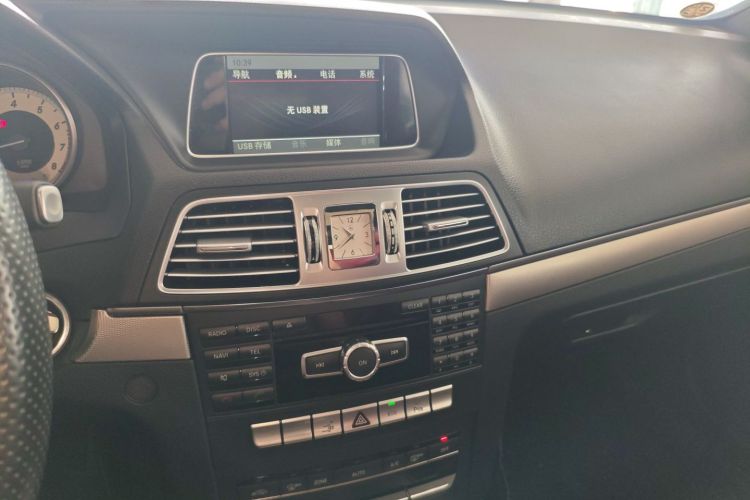 奔驰E级(进口) 2014款 E 200 轿跑版局部细节16