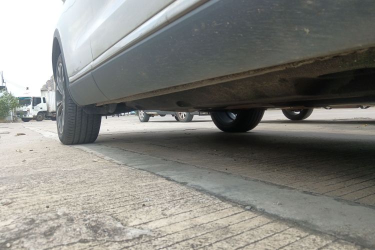 红旗HS5 2019款 2.0T 智联旗享四驱版局部细节9001