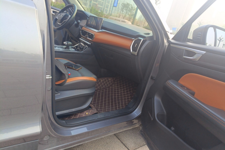 凯翼 炫界Pro 2021款 1.5T CVT劲尊版局部细节9005