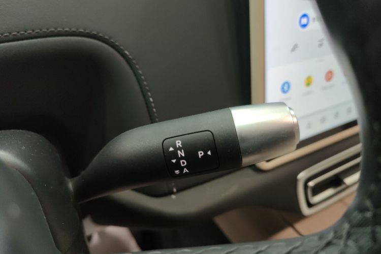 理想汽车 理想L9 2024款 Ultra中控内饰18