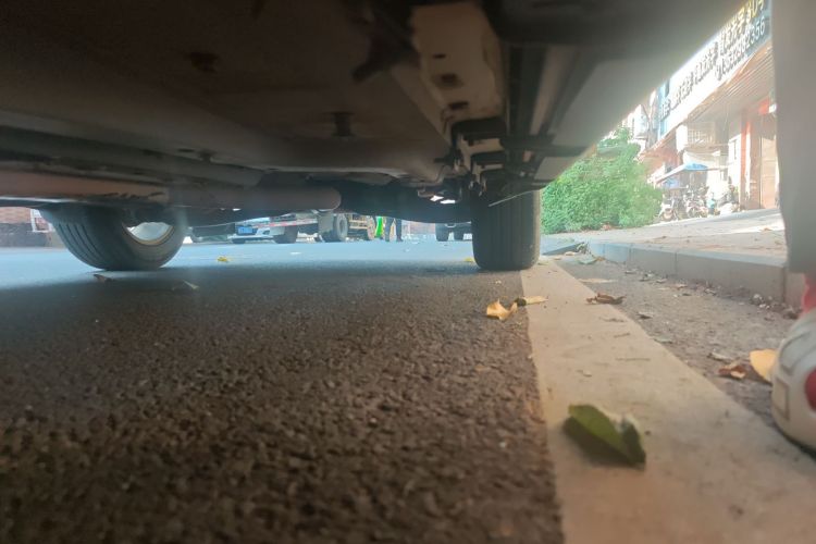 Jeep 自由光 2017款 2.0L 优越版局部细节9004