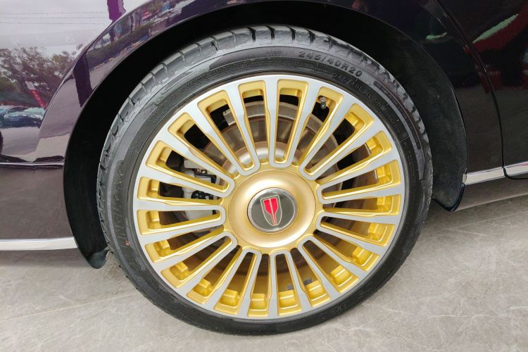 红旗H9 2020款 3.0T 智联旗畅版车身外观6008