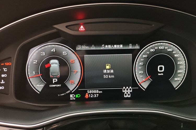 奥迪Q7 2022款 55 TFSI quattro S line运动型中控内饰14