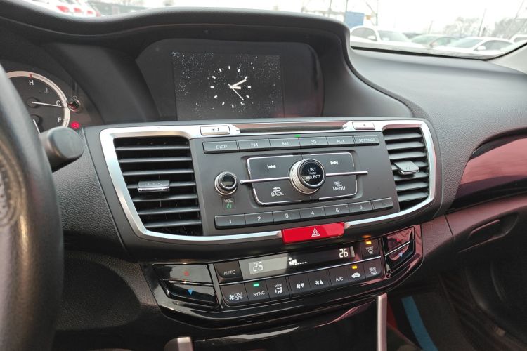 本田 雅阁 2016款 2.0L 精英版局部细节16