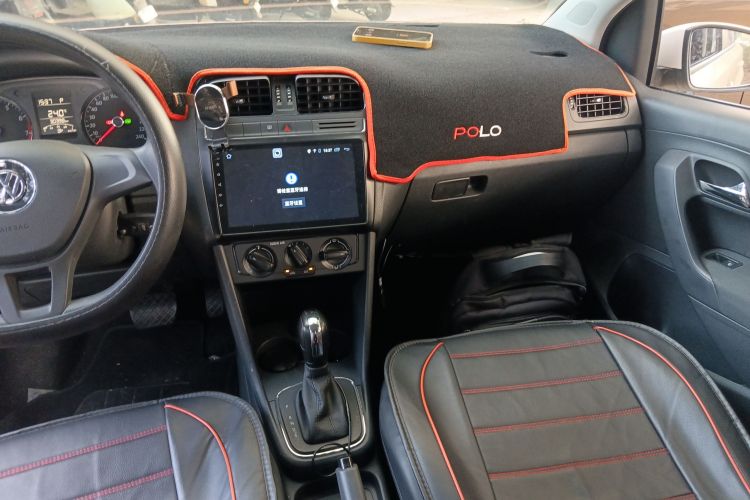 大众 Polo 2016款 1.4L 自动风尚型中控内饰16