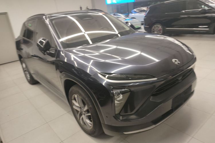 蔚来ES6 2020款 455KM 运动版车身外观3