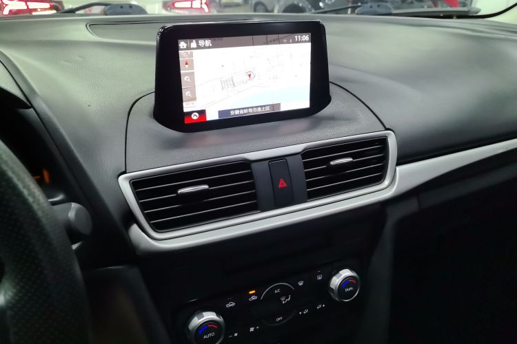 马自达3 昂克赛拉 2017款 三厢 1.5L 自动豪华型 国VI中控内饰16