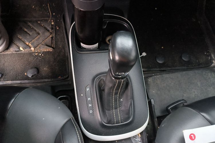 荣威 科莱威CLEVER 2022款 311km元气啵啵版中控内饰18