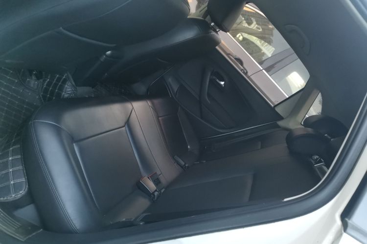 大众 Polo 2016款 1.4L 自动风尚型中控内饰21