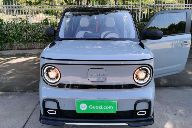 吉利银河 2024款 200km 熊猫卡丁车身外观2