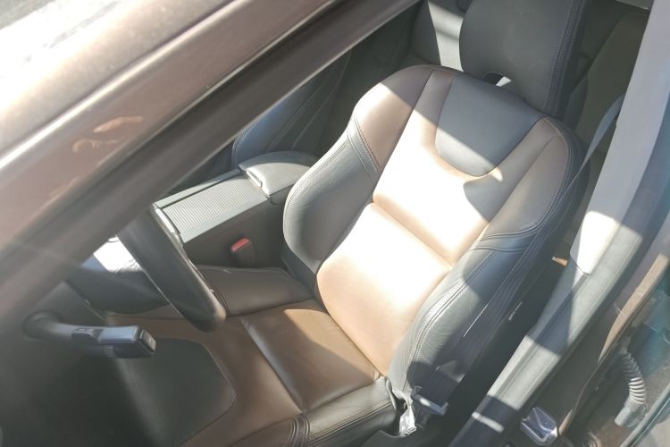 沃尔沃XC60 2016款 T5 AWD 智远版局部细节19