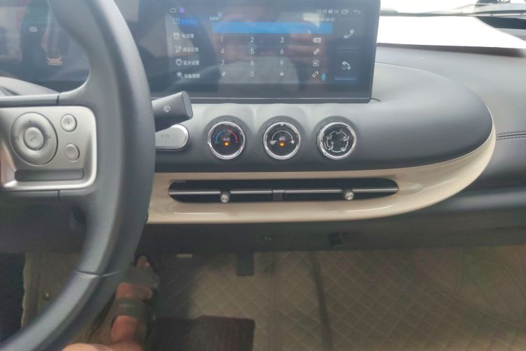 五菱汽车 五菱缤果 2023款 333km 快享款局部细节16