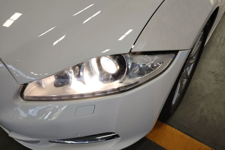 捷豹XJ 2015款  XJL 3.0 SC 两驱全景商务版局部细节36