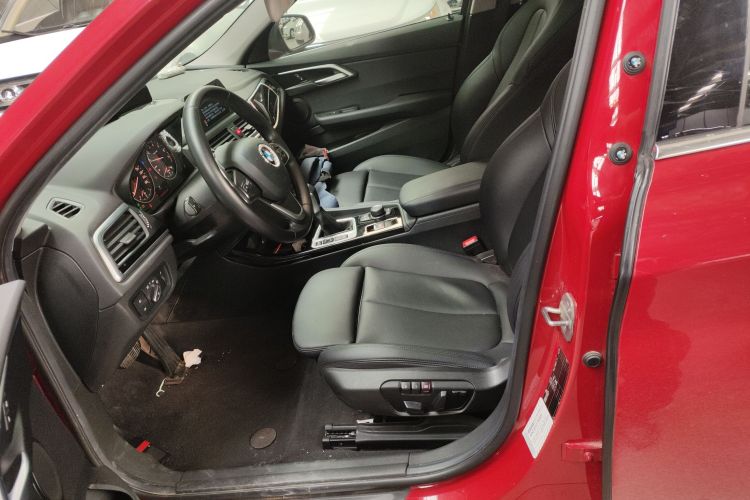 宝马1系 2017款 118i 运动型局部细节19