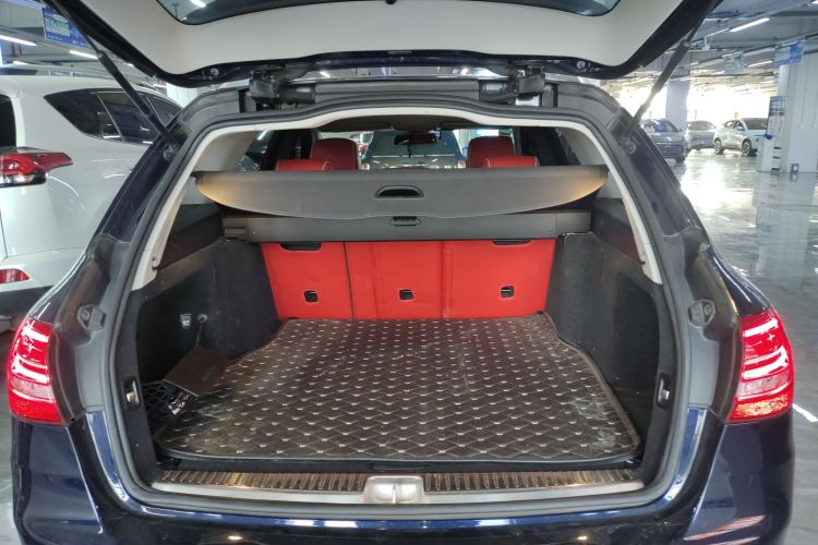 奔驰C级(进口) 2018款 C 200 旅行轿车局部细节23