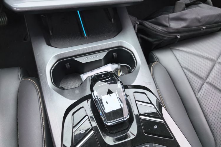 凯翼昆仑 2023款 昆仑 300 天际版中控内饰18