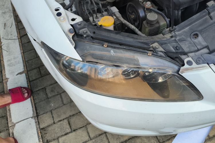 马自达6 2015款 2.0L 自动时尚型车身外观6006