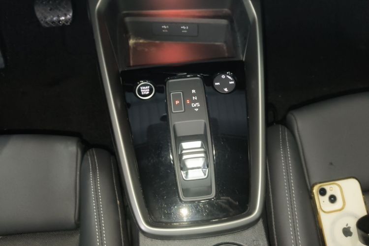 奥迪A3 2024款 Sportback 35 TFSI 时尚运动型中控内饰18