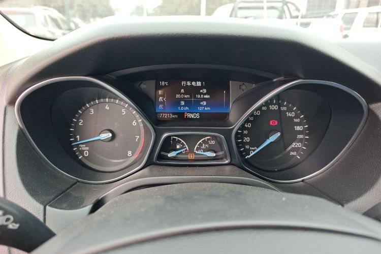 福特 福克斯 2018款 两厢经典 EcoBoost 180 自动精英型中控内饰14