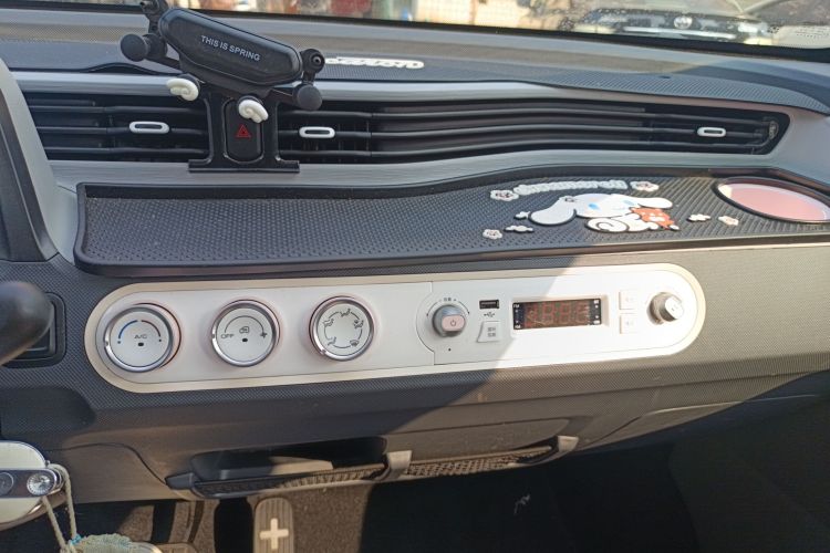 五菱汽车 宏光MINIEV 2022款 马卡龙时尚款 磷酸铁锂局部细节16