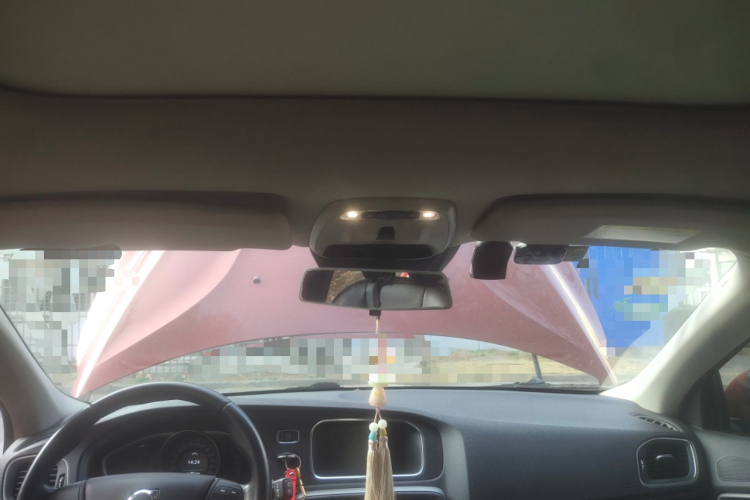 沃尔沃V40 2017款 T3 智尚版中控内饰22