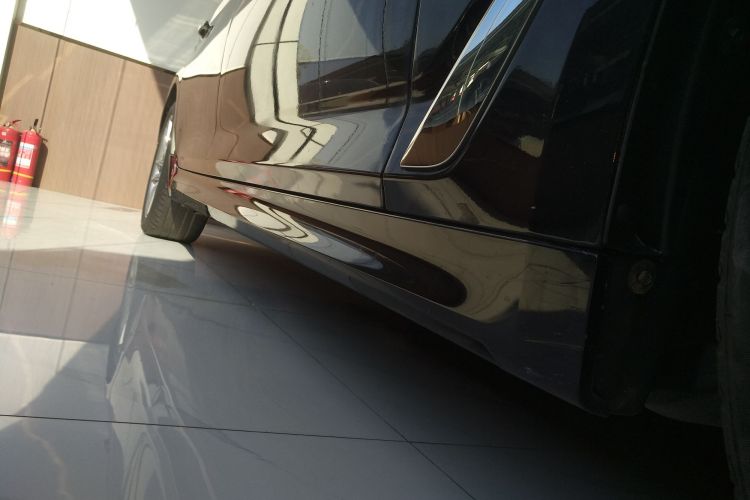 宝马5系 2020款 525Li M运动套装局部细节9001