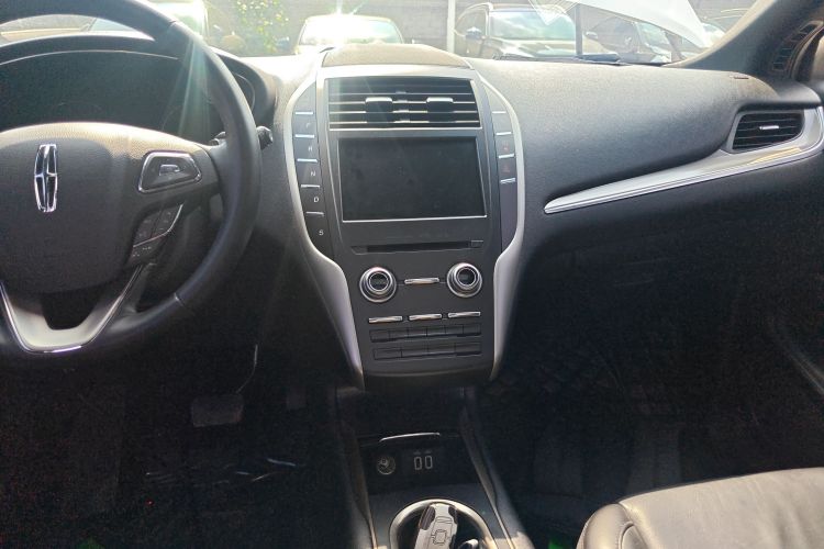 林肯MKC 2019款 2.0T 两驱尊享版 国V中控内饰16