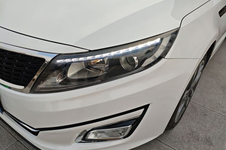 起亚K5 2014款 2.0L 自动LUXURY局部细节36