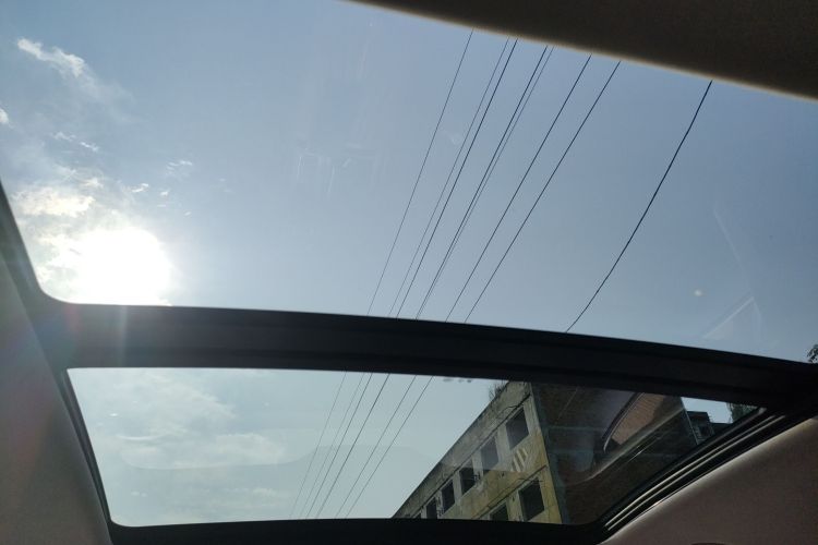 红旗H5 2024款 2.0T 自动智联旗畅版局部细节22