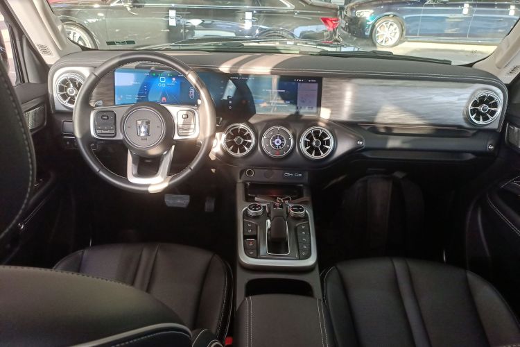 坦克300 2021款 城市版 2.0T 很有型中控内饰12