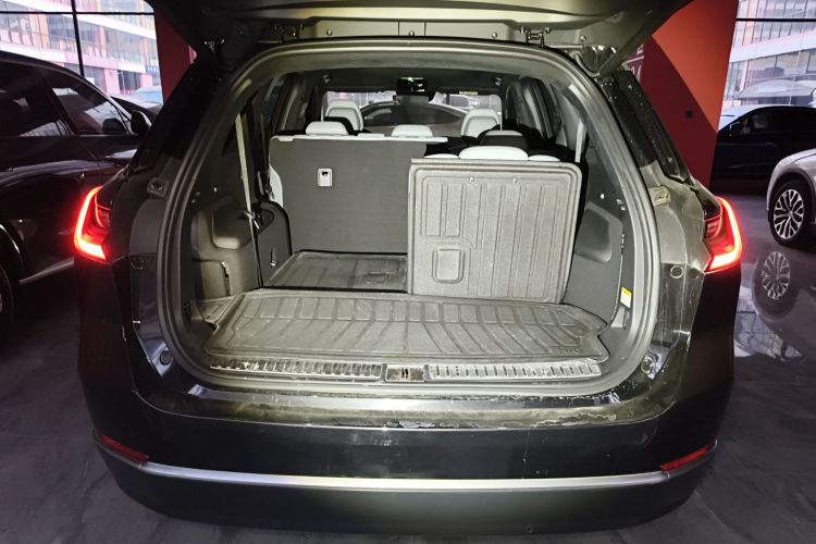 蔚来ES8 2020款 580KM 七座版机舱底盘23