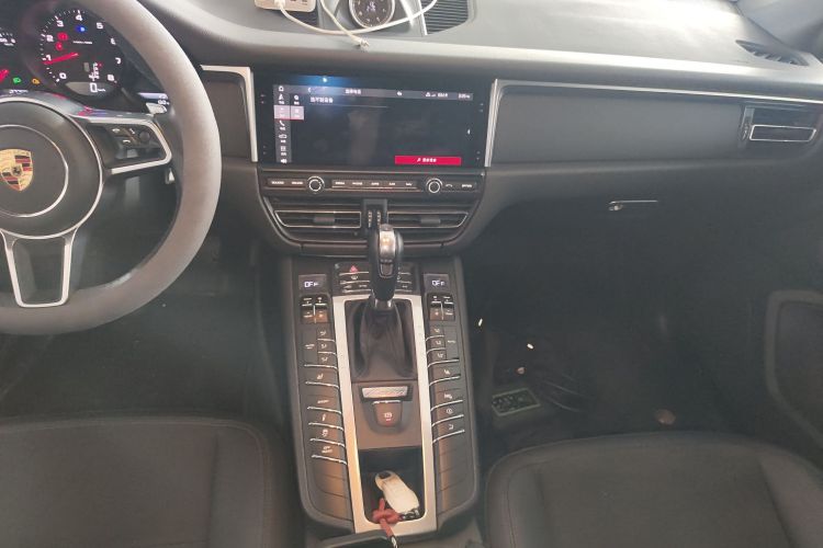 保时捷 2020款 Macan 2.0T中控内饰16