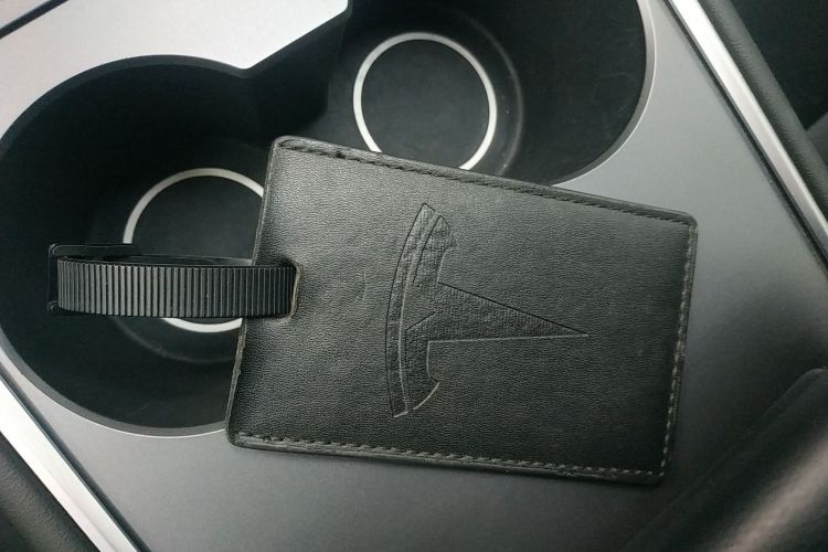 特斯拉 Model Y 2022款 改款 后轮驱动版中控内饰11