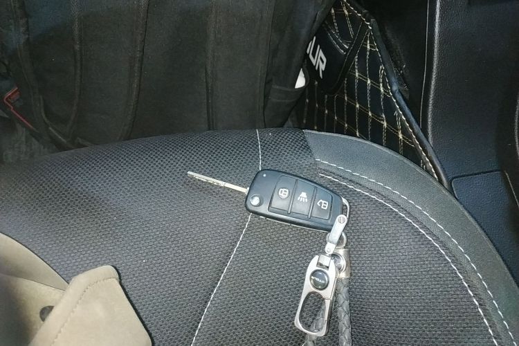 捷途X70M 2020款 1.5T 手动伙伴型中控内饰11