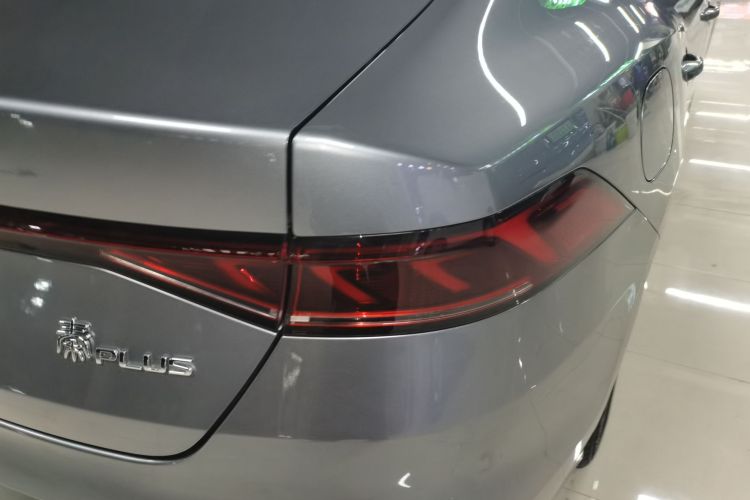 比亚迪 秦PLUS 2023款 冠军版 EV 420KM领先型车身外观9