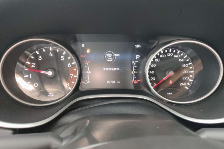 Jeep 指南者 2019款 220T 自动家享版中控内饰14