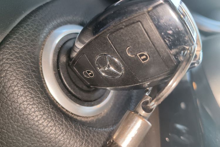 奔驰GLC 2018款 GLC 200 4MATIC中控内饰11