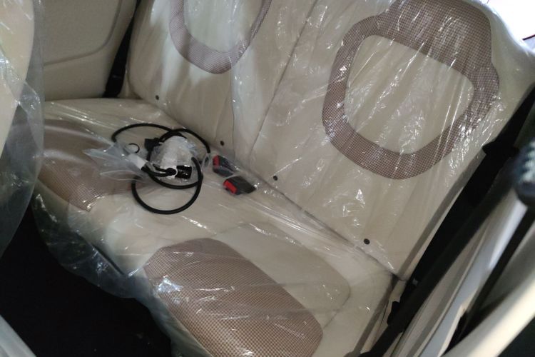 五菱汽车 宏光MINIEV 2024款 第三代 215km 青春版中控内饰21