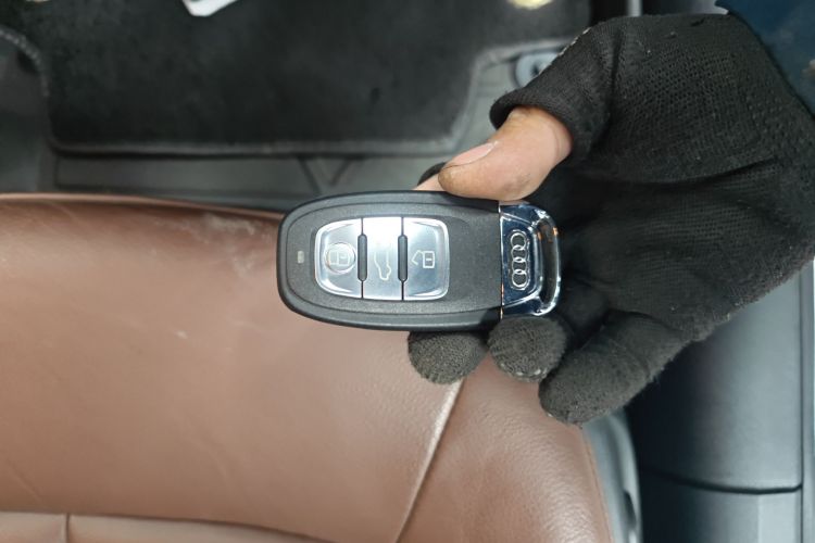 奥迪A6L 2017款 TFSI 技术型中控内饰7001