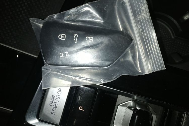 大众 威然 2024款 380TSI 尊贵版中控内饰11