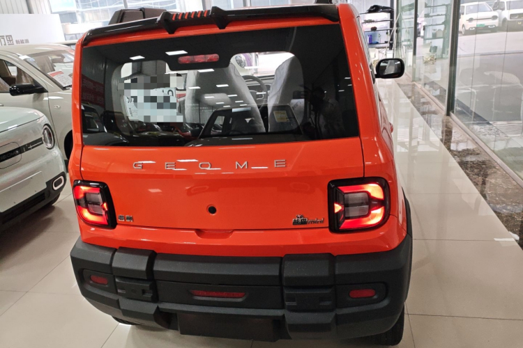 吉利银河 2025款 210km 熊猫骑士车身外观6