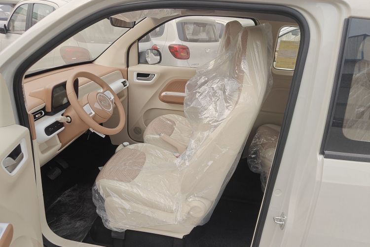 五菱汽车 宏光MINIEV 2024款 第三代 215km 青春版中控内饰19