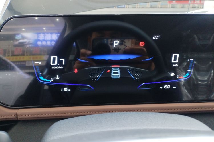 奔腾B70 2024款 龙腾版 1.5T 领创型中控内饰14