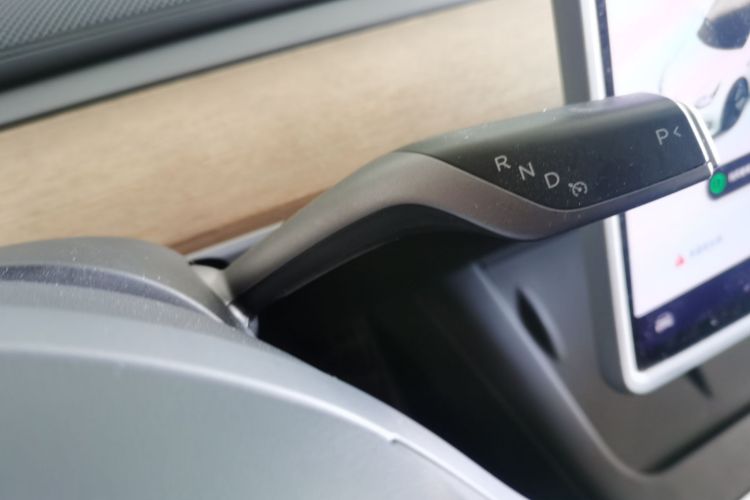 特斯拉 Model 3 2021款 改款 标准续航后驱升级版 3D1中控内饰18