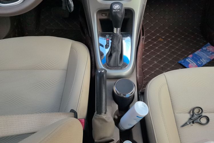 别克 英朗 2013款 GT 1.6L 自动时尚版局部细节18