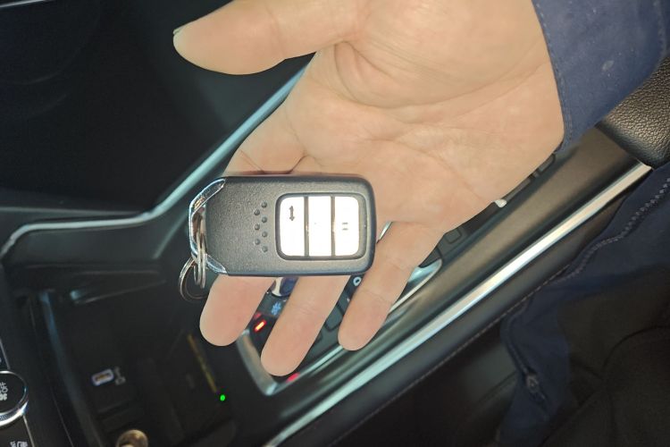 本田 雅阁 2022款 锐·混动 2.0L 锐领版中控内饰7001