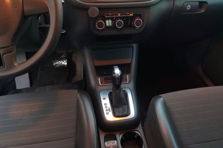 大众 途观 2015款 1.8TSI 自动两驱风尚版局部细节18