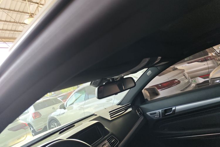 奔驰E级(进口) 2016款 E 200 轿跑车 灵动版中控内饰22