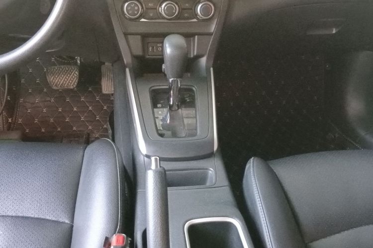 日产 轩逸 2022款 经典 1.6XE CVT舒适版中控内饰18