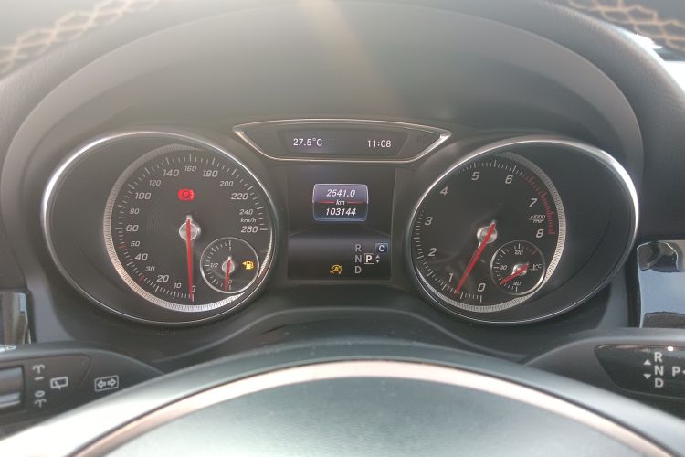 奔驰GLA 2018款 GLA 200 动感型局部细节14